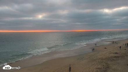 Carlsbad Beach Surf Live Webcam - Jun 25, 2026, 7:52pm PDT