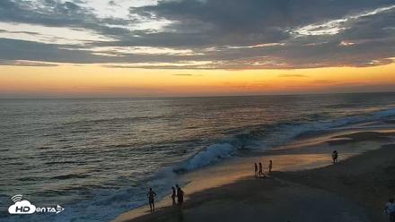 Carlsbad Beach Surf Live Webcam - Jul 12, 2026, 8:09pm PDT
