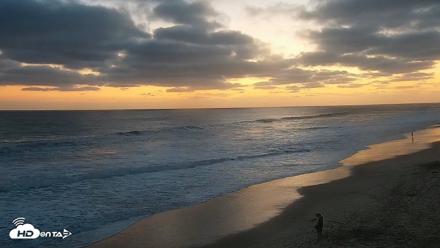 Carlsbad Beach Surf Live Webcam - Jun 8, 2026, 8:26pm PDT