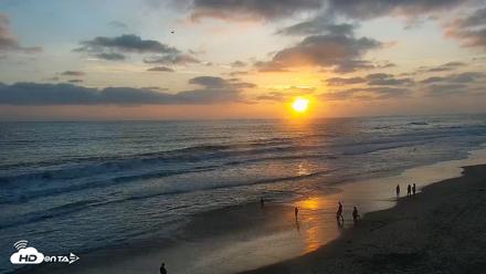 Carlsbad Beach Surf Live Webcam - Jun 8, 2026, 7:51pm PDT