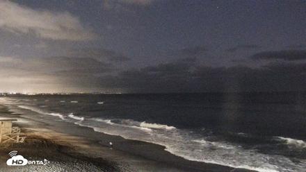 Carlsbad Beach Surf Live Webcam - Sep 3, 2026, 8:00pm PDT