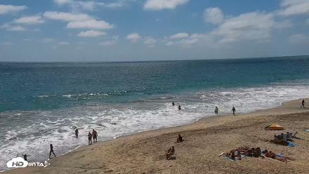 Carlsbad Beach Surf Live Webcam - Jul 1, 2026, 3:15pm PDT