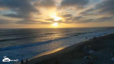 Carlsbad Beach Surf Live Webcam - Aug 1, 2026, 7:35pm PDT