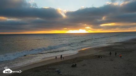 Carlsbad Beach Surf Live Webcam - Jul 5, 2026, 7:44pm PDT