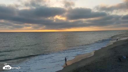 Carlsbad Beach Surf Live Webcam - Aug 11, 2026, 7:14pm PDT