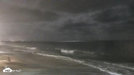 Carlsbad Beach Surf Live Webcam - Jul 25, 2026, 9:58pm PDT