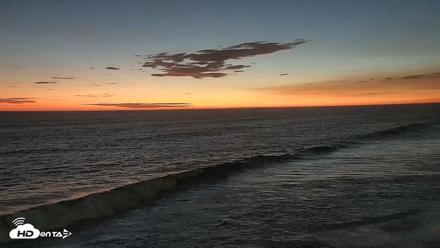 Carlsbad Beach Surf Live Webcam - Sep 9, 2026, 7:44pm PDT