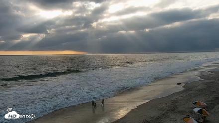 Carlsbad Beach Surf Live Webcam - May 23, 2026, 6:36pm PDT