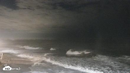 Carlsbad Beach Surf Live Webcam - Sep 8, 2026, 8:01pm PDT