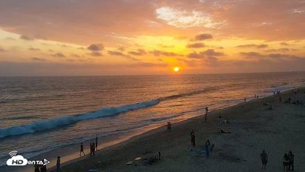 Carlsbad Beach Surf Live Webcam - Jul 18, 2026, 7:53pm PDT