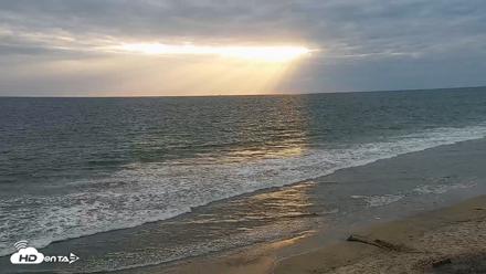 Carlsbad Beach Surf Live Webcam - May 3, 2026, 6:56pm PDT