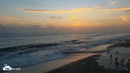 Carlsbad Beach Surf Live Webcam - Jul 24, 2026, 7:57pm PDT