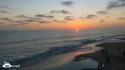 Carlsbad Beach Surf Live Webcam - Jul 10, 2026, 7:59pm PDT