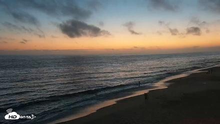 Carlsbad Beach Surf Live Webcam - Jul 14, 2026, 8:48pm PDT
