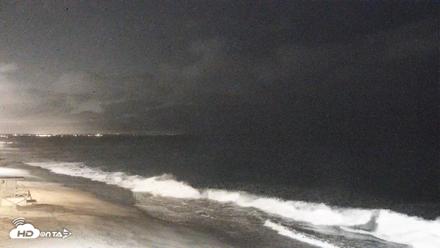 Carlsbad Beach Surf Live Webcam - Aug 11, 2026, 11:06pm PDT