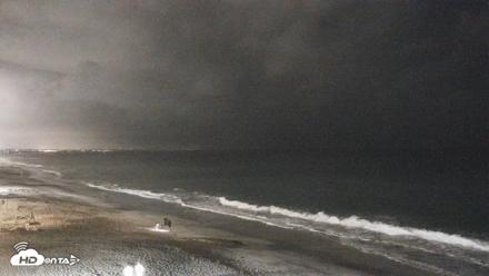 Carlsbad Beach Surf Live Webcam - Aug 5, 2026, 8:53pm PDT