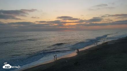 Carlsbad Beach Surf Live Webcam - Jul 31, 2026, 7:45pm PDT