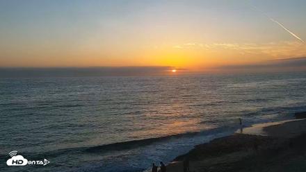 Carlsbad Beach Surf Live Webcam - Aug 23, 2026, 7:22pm PDT