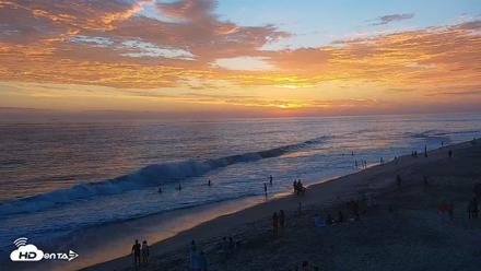 Carlsbad Beach Surf Live Webcam - Jul 20, 2026, 7:58pm PDT