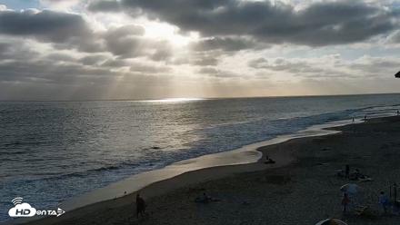 Carlsbad Beach Surf Live Webcam - Jun 29, 2026, 6:45pm PDT