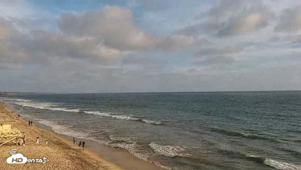 Carlsbad Beach Surf Live Webcam - Apr 29, 2026, 6:16pm PDT