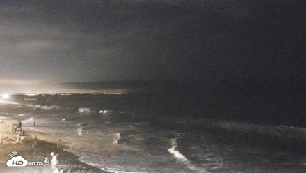 Carlsbad Beach Surf Live Webcam - Aug 15, 2026, 10:04pm PDT