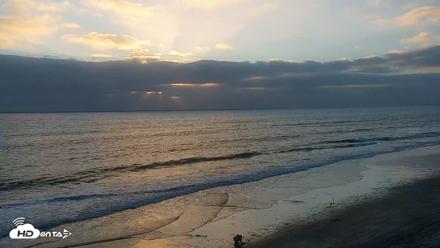 Carlsbad Beach Surf Live Webcam - Sep 14, 2026, 6:39pm PDT