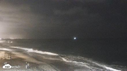 Carlsbad Beach Surf Live Webcam - Jul 31, 2026, 9:29pm PDT