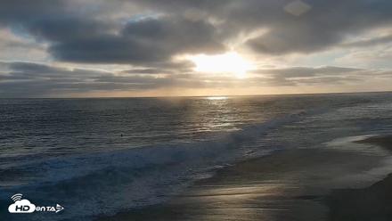 Carlsbad Beach Surf Live Webcam - Jun 13, 2026, 7:20pm PDT