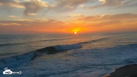 Carlsbad Beach Surf Live Webcam - Aug 26, 2026, 7:25pm PDT