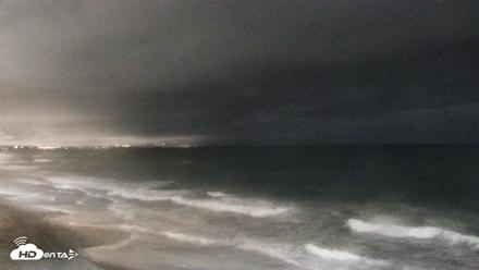 Carlsbad Beach Surf Live Webcam - Oct 21, 2026, 9:58pm PDT