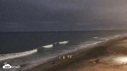 Carlsbad Beach Surf Live Webcam - Aug 2, 2026, 8:31pm PDT