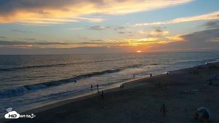 Carlsbad Beach Surf Live Webcam - Jul 4, 2026, 8:05pm PDT