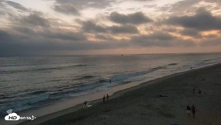 Carlsbad Beach Surf Live Webcam - Jul 18, 2026, 8:26pm PDT
