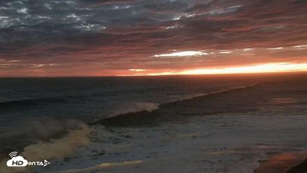 Carlsbad Beach Surf Live Webcam - Sep 7, 2026, 7:41pm PDT