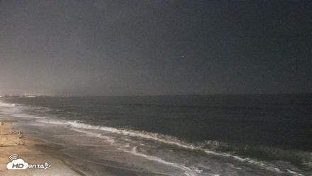 Carlsbad Beach Surf Live Webcam - Aug 25, 2026, 9:44pm PDT