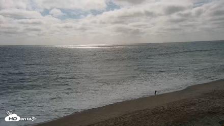 Carlsbad Beach Surf Live Webcam - Aug 12, 2026, 4:54pm PDT