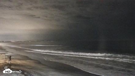 Carlsbad Beach Surf Live Webcam - Sep 5, 2026, 11:35pm PDT