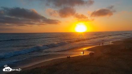 Carlsbad Beach Surf Live Webcam - Jul 7, 2026, 7:57pm PDT