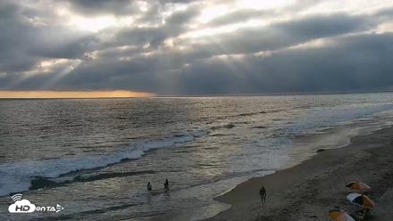 Carlsbad Beach Surf Live Webcam - May 23, 2026, 6:37pm PDT
