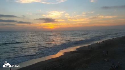 Carlsbad Beach Surf Live Webcam - Aug 18, 2026, 7:32pm PDT