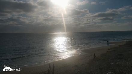 Carlsbad Beach Surf Live Webcam - Jun 26, 2026, 6:41pm PDT