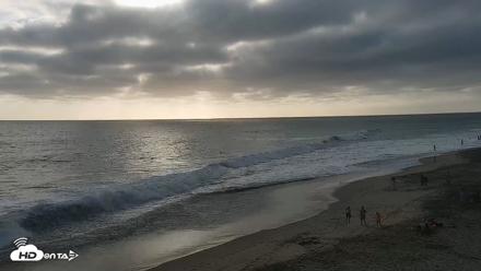 Carlsbad Beach Surf Live Webcam - Jul 29, 2026, 6:42pm PDT