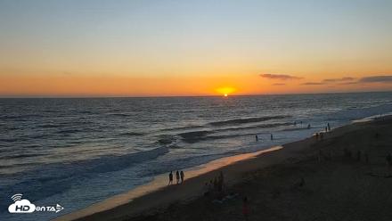 Carlsbad Beach Surf Live Webcam - Jul 22, 2026, 7:56pm PDT