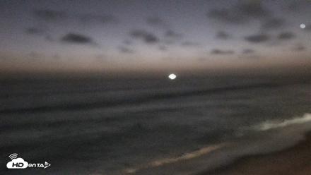 Carlsbad Beach Surf Live Webcam - Sep 11, 2026, 7:51pm PDT