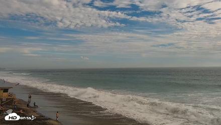 Carlsbad Beach Surf Live Webcam - Sep 7, 2026, 4:27pm PDT