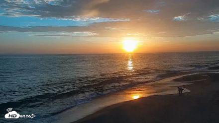 Carlsbad Beach Surf Live Webcam - Jul 12, 2026, 7:51pm PDT