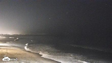 Carlsbad Beach Surf Live Webcam - Sep 13, 2026, 8:18pm PDT