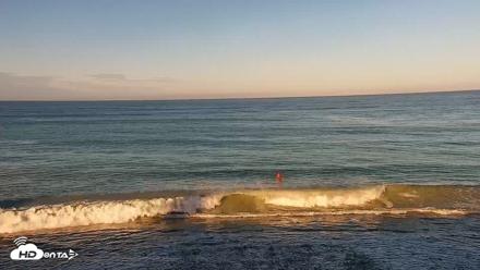 Carlsbad Beach Surf Live Webcam - Sep 5, 2026, 7:40am PDT