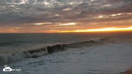 Carlsbad Beach Surf Live Webcam - Sep 7, 2026, 7:31pm PDT